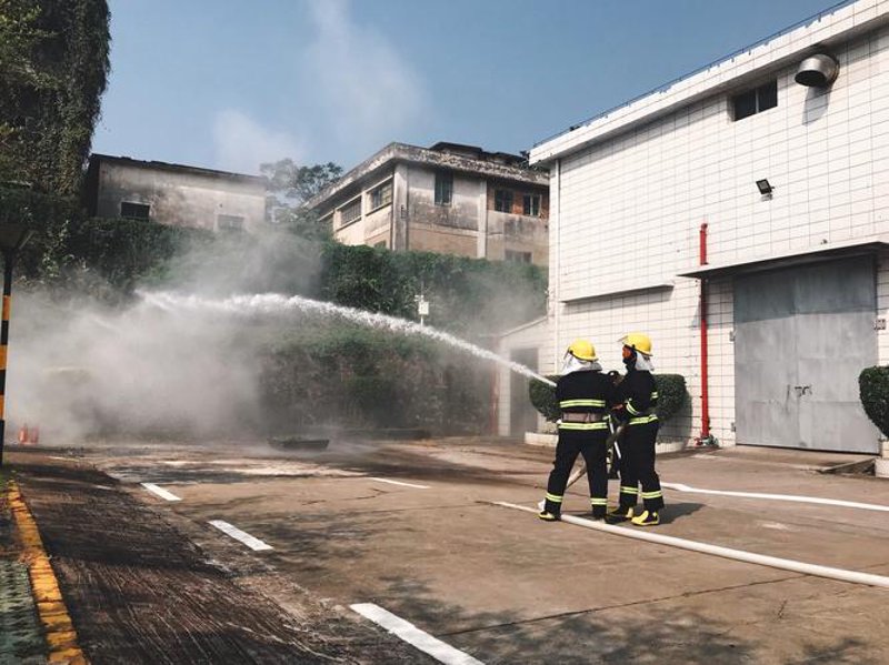 灭火器充装:守护安全的隐形英雄